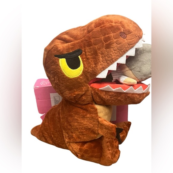 Jurassic Park/World‎ T Rex eating lawyer for XL dogs RARE hard to find NWT - Picture 3 of 5